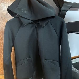 Cropped Black Under Armour Loose Fit Jacket